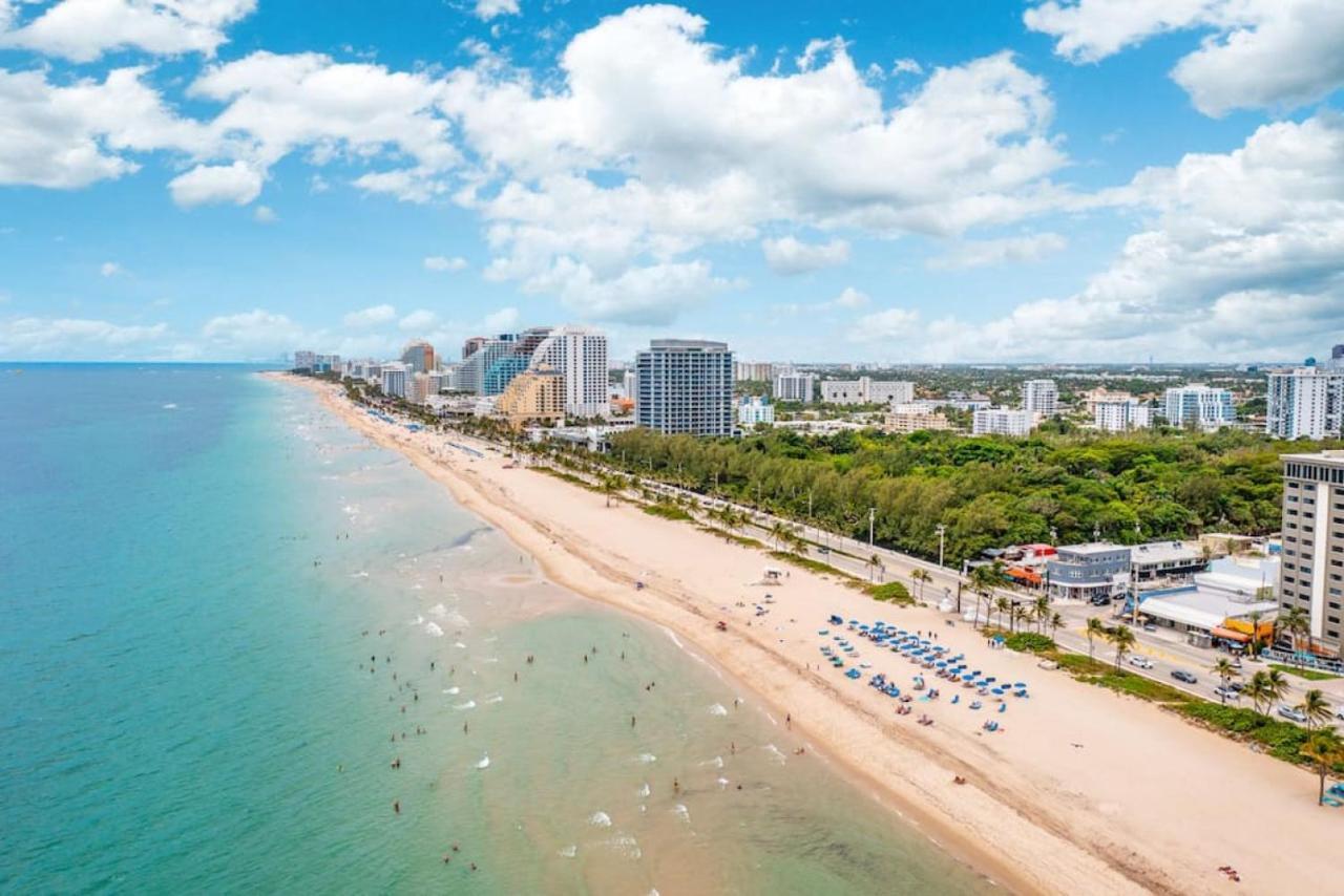 The Purple Pelican Beachfront With Ocean Balcony Unit 1 Fort Lauderdale