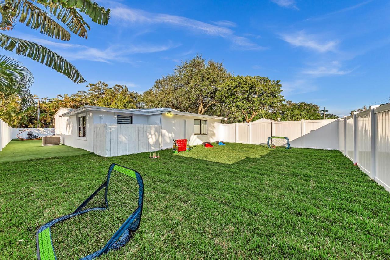 Fun Adventure Luxy Retreat Home! Heated Pool!