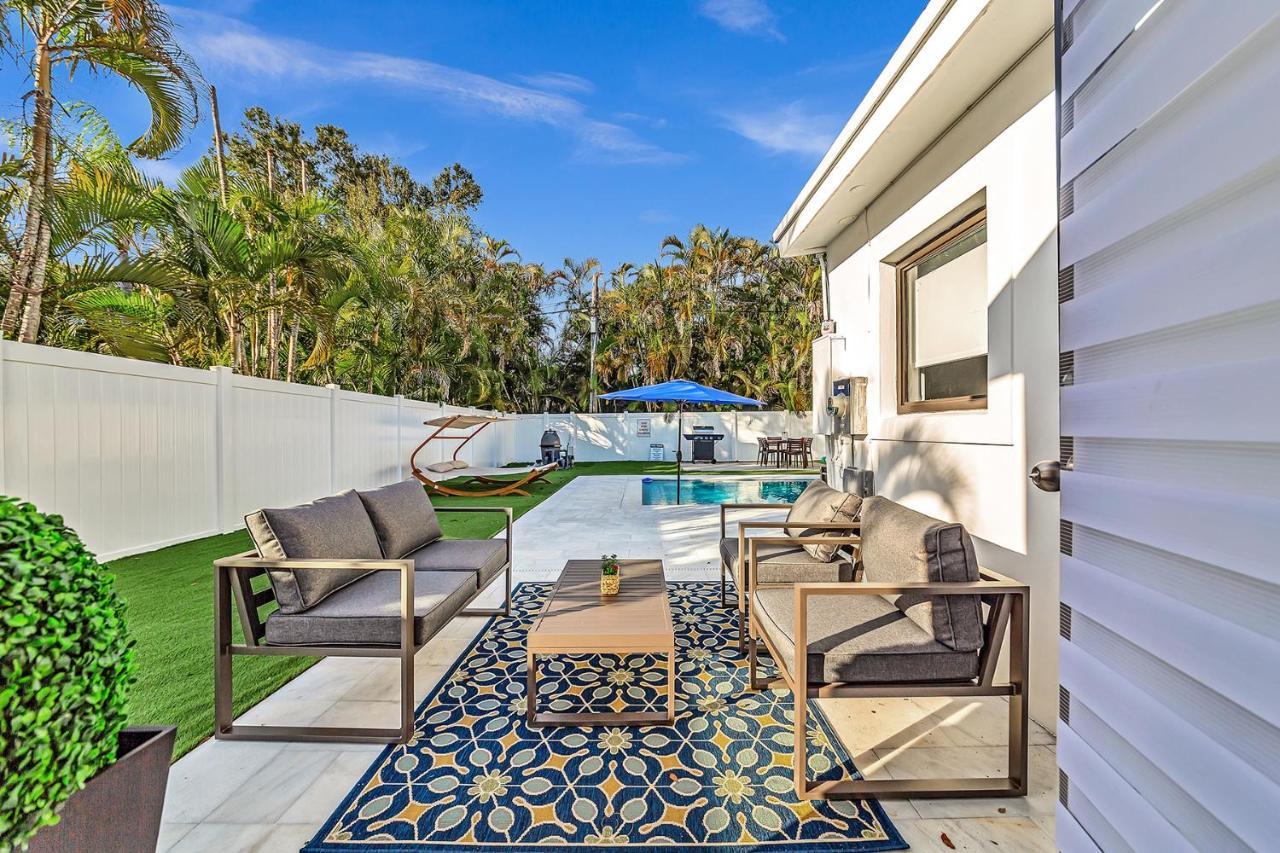 Fun Adventure Luxy Retreat Home! Heated Pool!