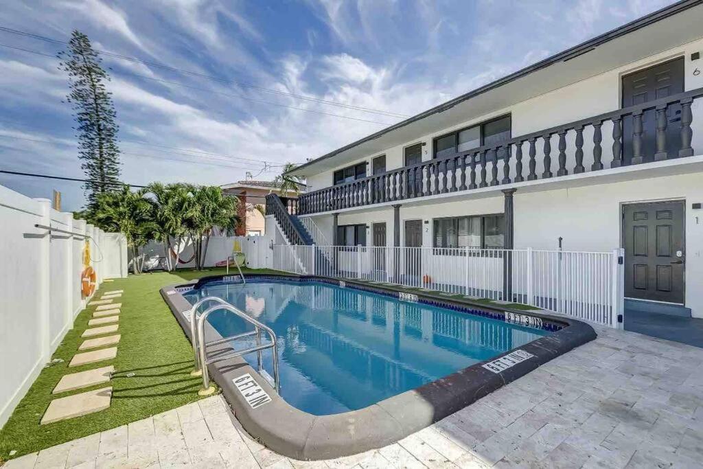Modern & Beachy-rlx Space For 6ppl Fort Lauderdale
