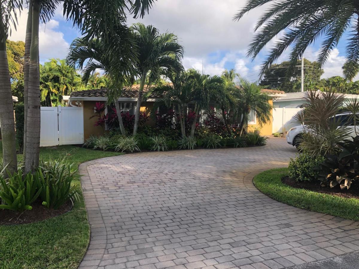 Guest house Private Bedroom & Den With Shared Pool & Tropical Garden Fort Lauderdale