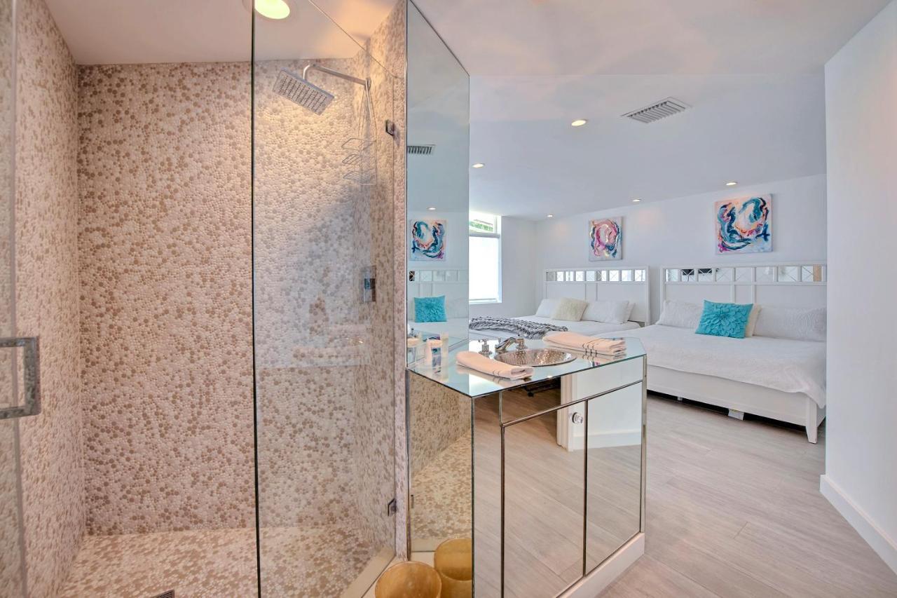 Breathtaking Tropical Featured In Movies Holiday home Fort Lauderdale
