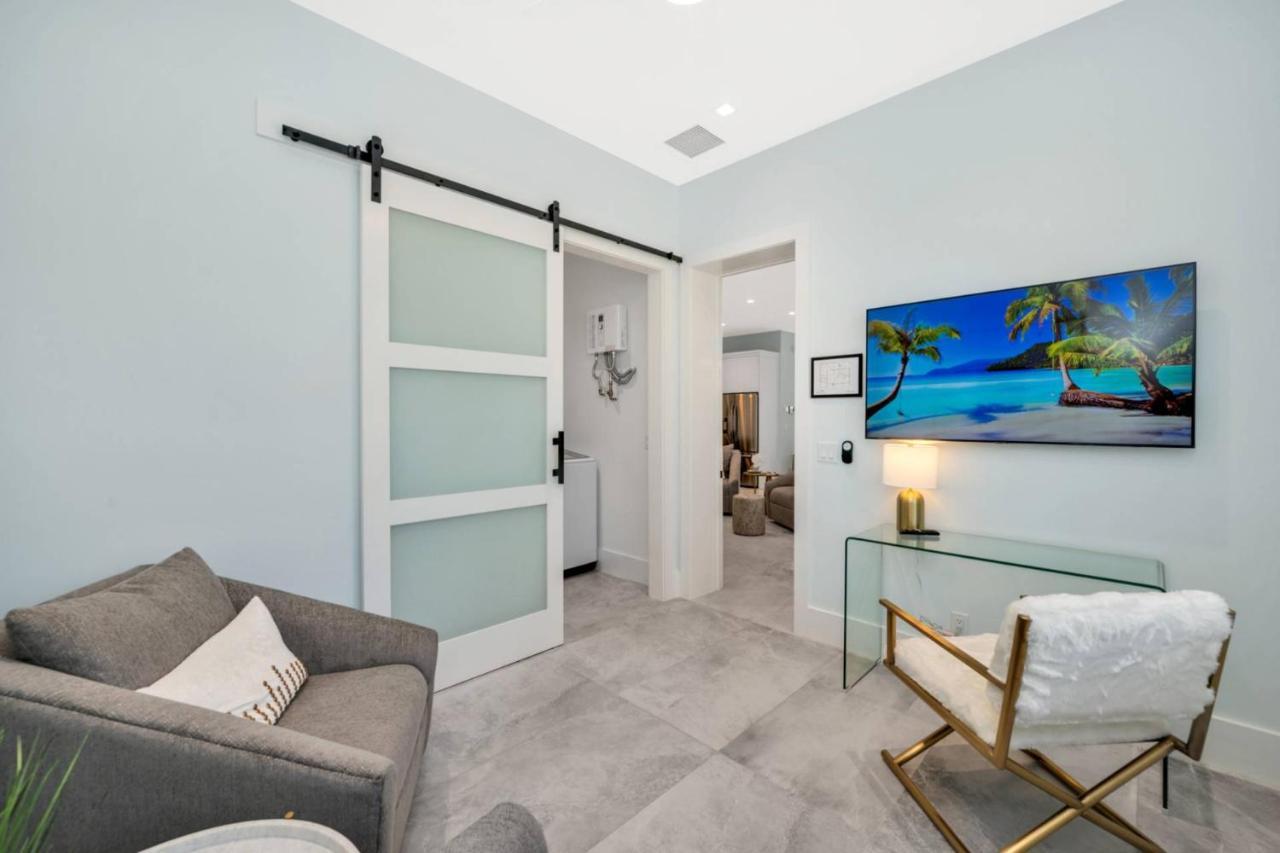 Holiday home Coastal Glam