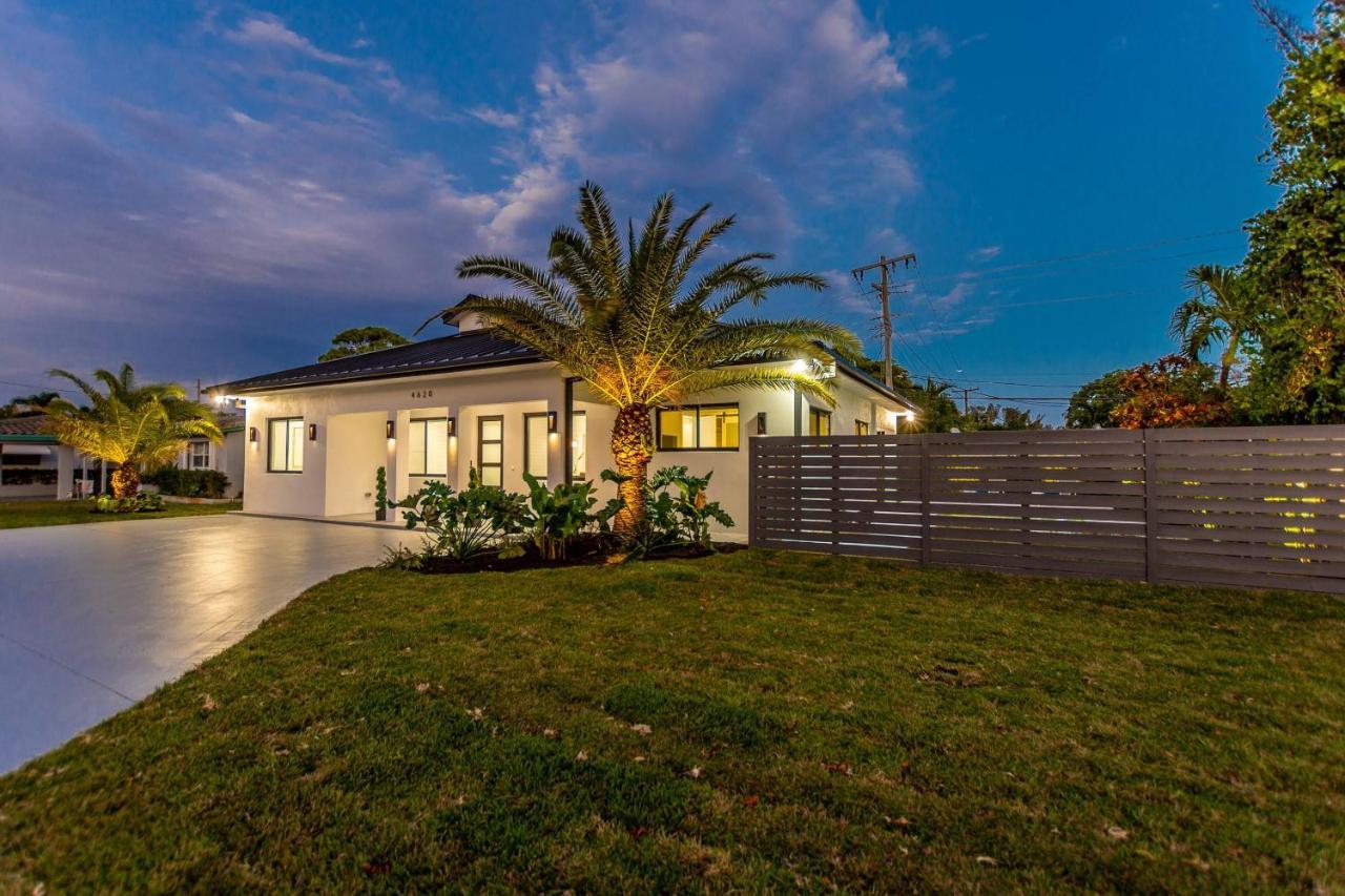 Holiday home Coastal Glam *