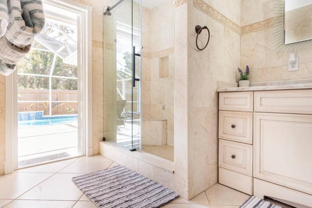 Garden View - Elite Staycation Holiday home *