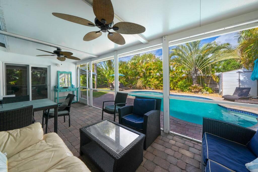 Palm Paradise-seaside W Heated Saltwater Pool *