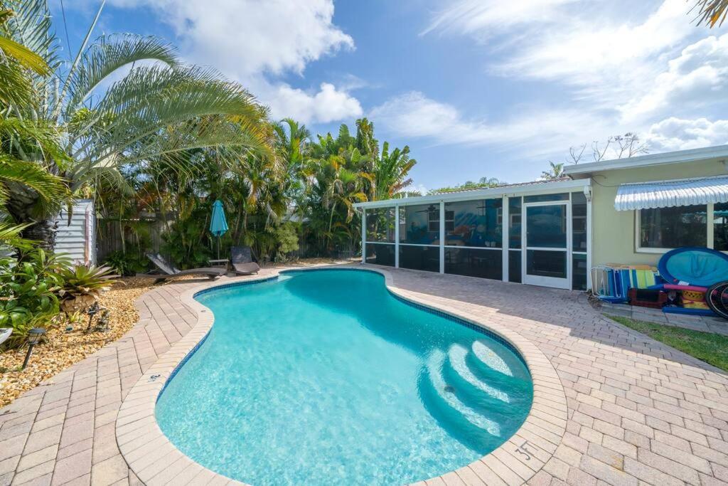 Palm Paradise-seaside W Heated Saltwater Pool