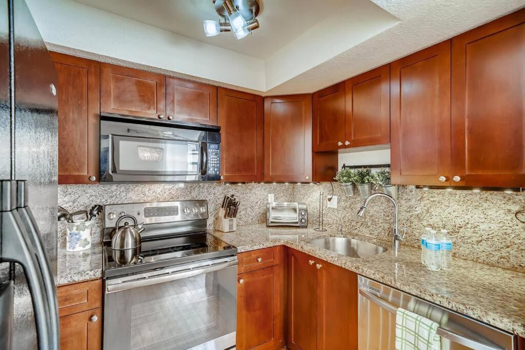 2 Level Spacious Fort Lauderdale
