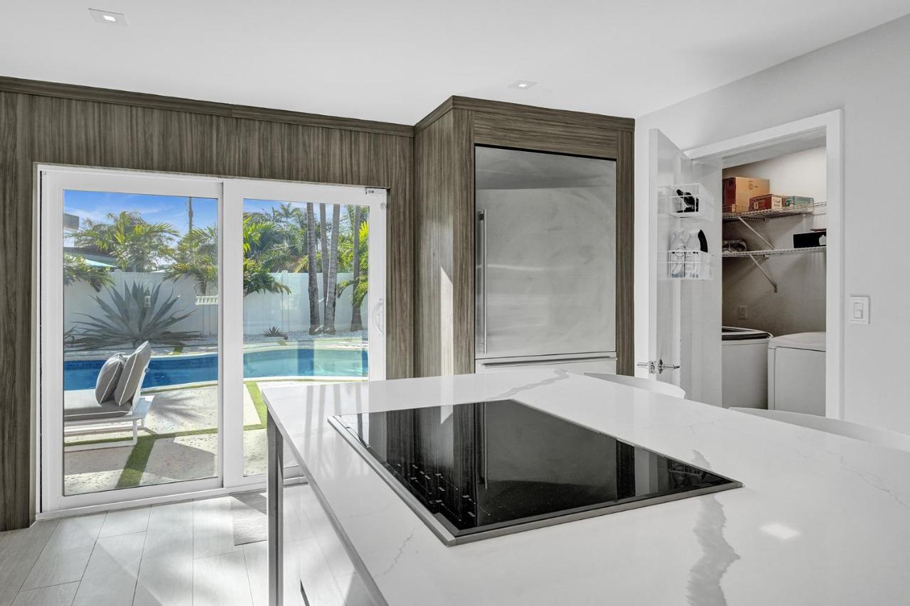 Your Private Oasis Just Off Wilton Drive Holiday home