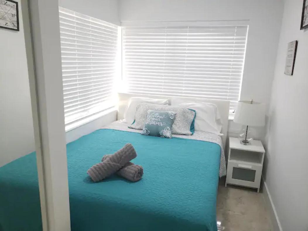 Apts With Backyard Near Lauderdale Beach, Nightlife, Cruise Port, Airport