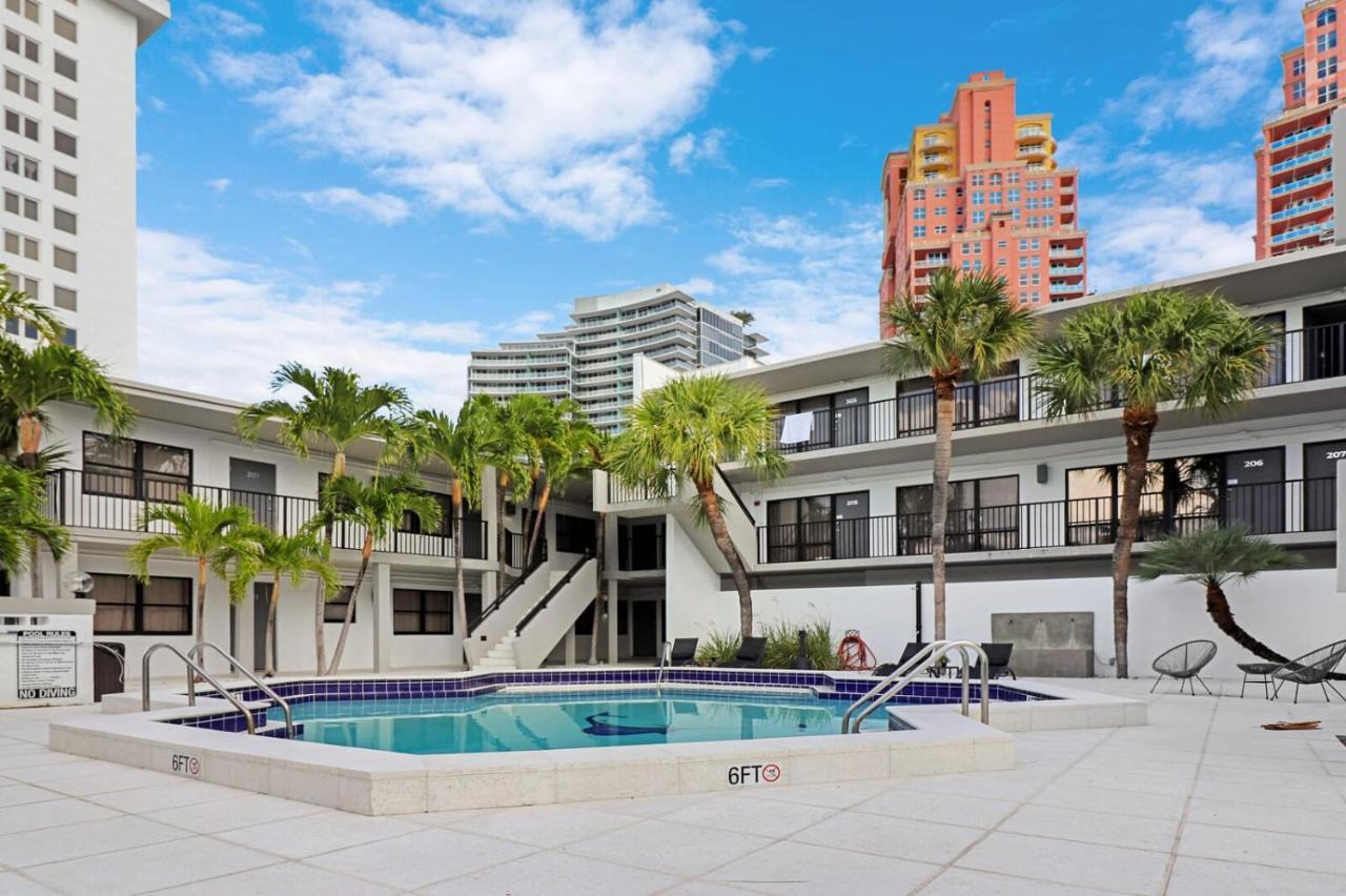 Roami At The Palm Apartment *