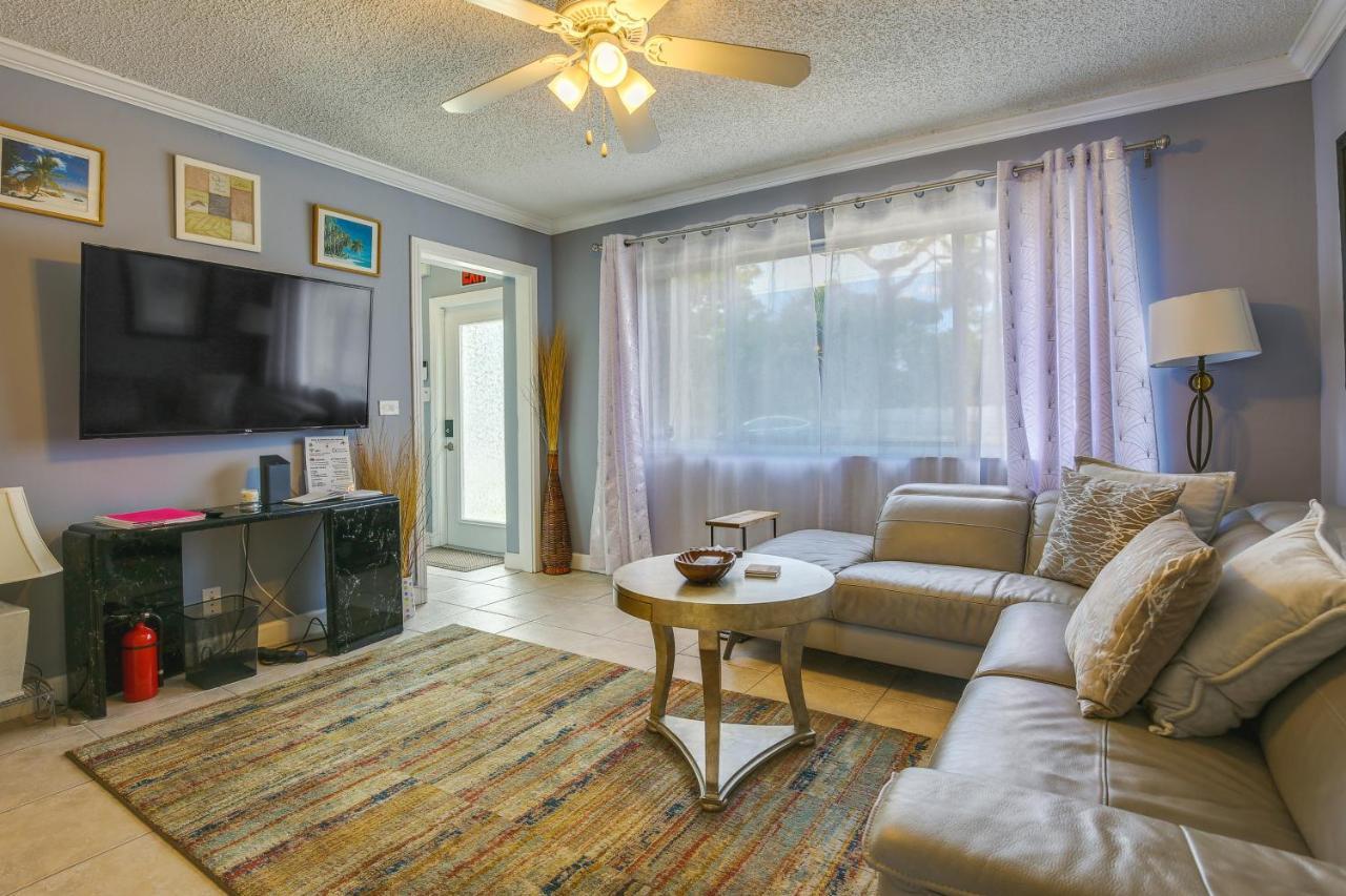Lauderdale Vacation With Private Pool! Holiday home *