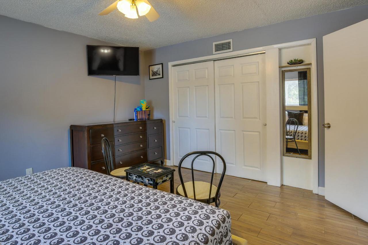 Holiday home Lauderdale Vacation With Private Pool!