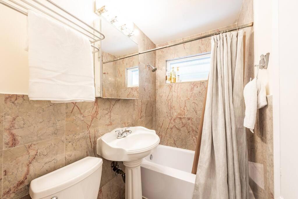 Holiday home Ft. Lauderdale 3 Bd Pool Wifi *