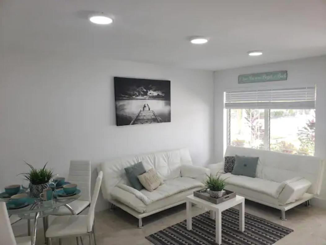 Apts With Backyard Near Lauderdale Beach, Nightlife, Cruise Port, Airport Fort Lauderdale