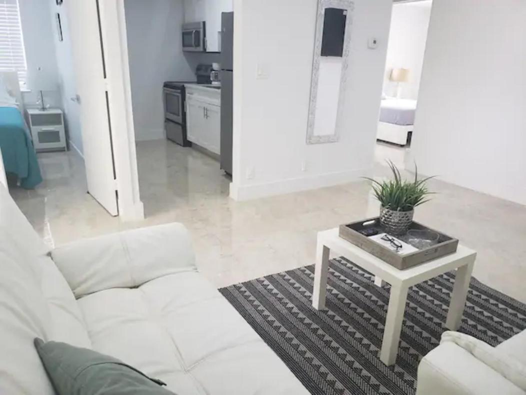 Apts With Backyard Near Lauderdale Beach, Nightlife, Cruise Port, Airport * Fort Lauderdale