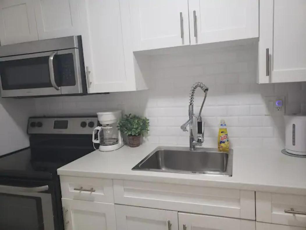 Apts With Backyard Near Lauderdale Beach, Nightlife, Cruise Port, Airport