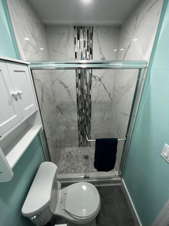 Sandy Shore *5 Min To Beach* * Fort Lauderdale