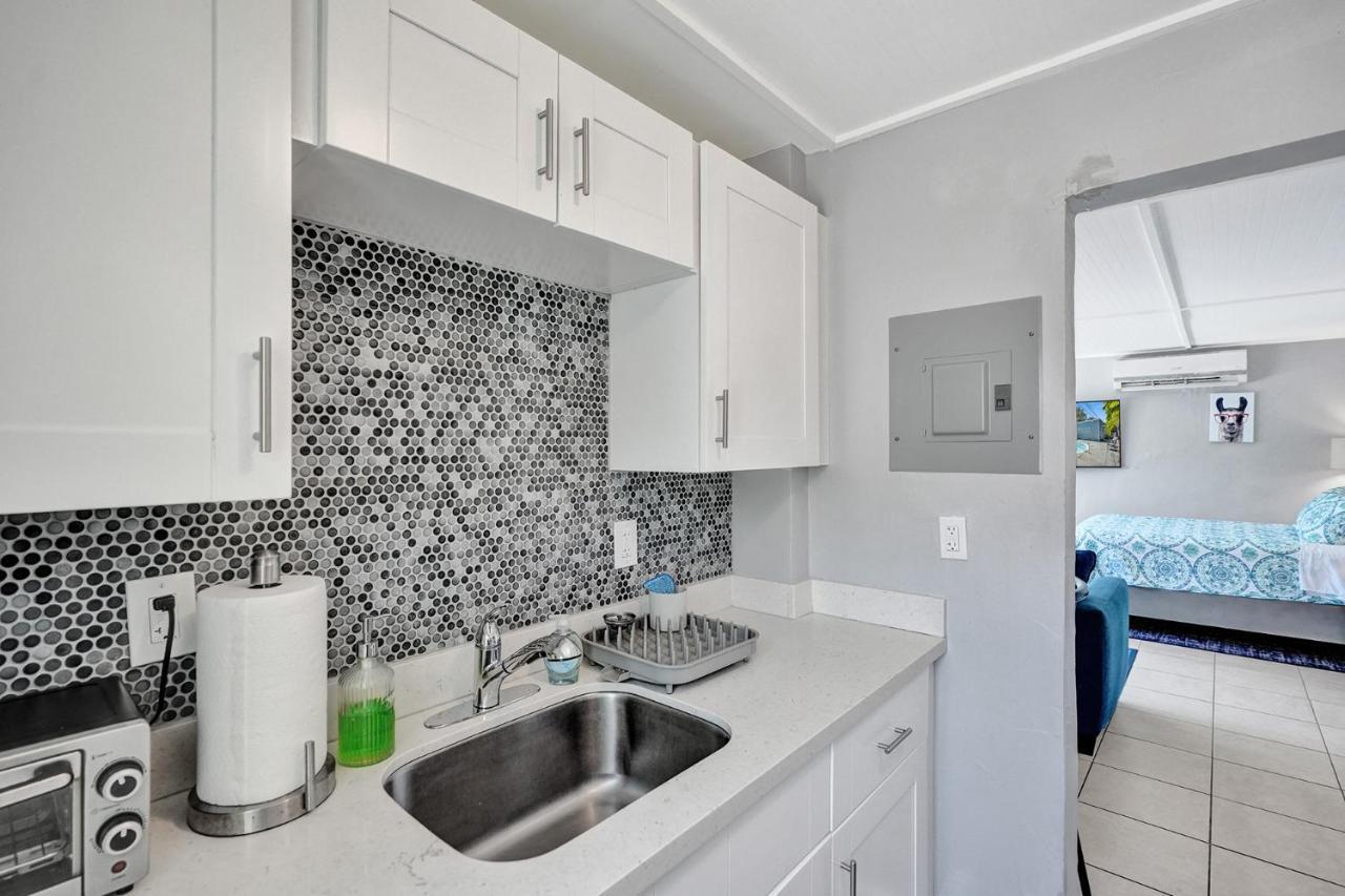 Olas Oasis, Pool, Parking, And Cozy! Fort Lauderdale