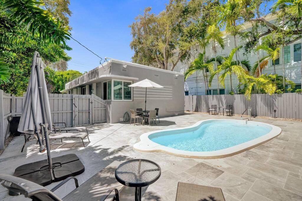 By Olas Bl, Pool, Parking, Remodeled & *