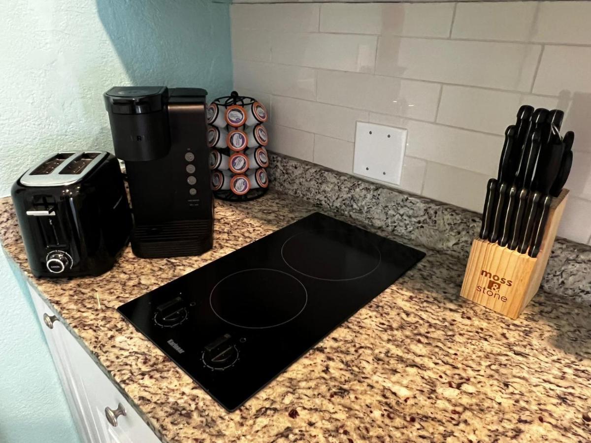 Sandy Shore *5 Min To Beach* Apartment