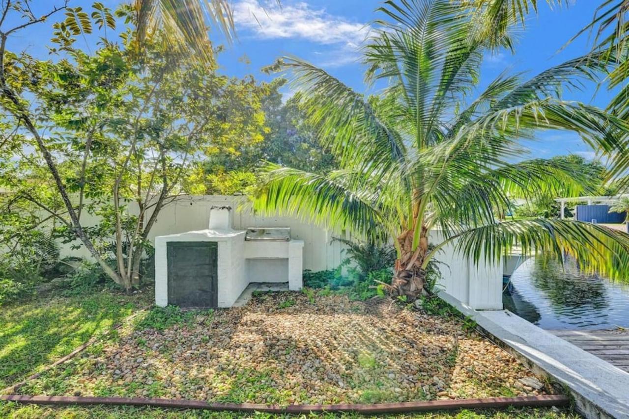 Holiday home Hot Tub! Roof Top! Firepit! Boat Dock! Fort Lauderdale