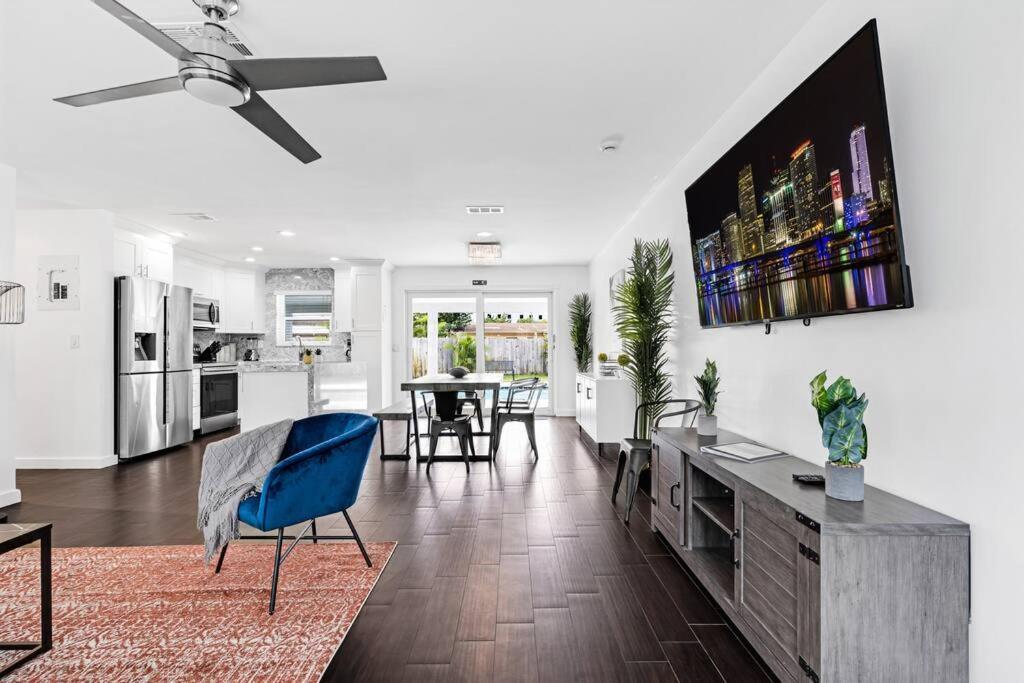 Spacious 5 Bedrooms With Large Pool, 12 Minutes To The Ocean * Fort Lauderdale