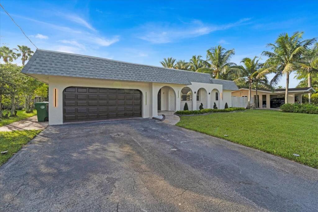 Holiday home Game & Chill Manor - Arcade - Pool - Pool Table Fort Lauderdale