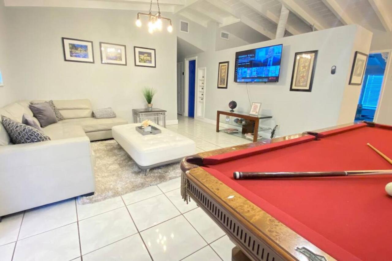 Holiday home Great Location Pool W Pool Table 5br Fort Lauderdale