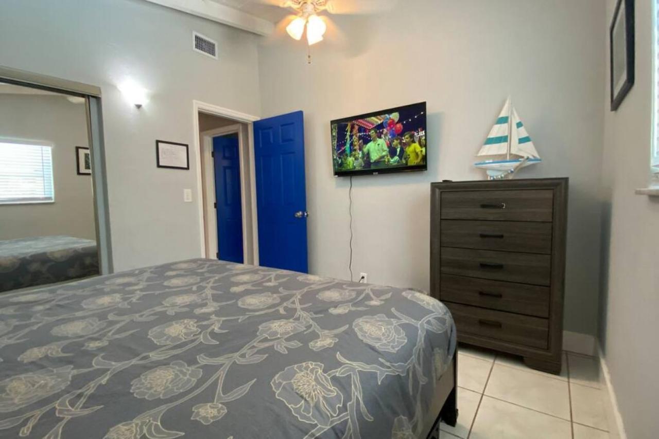 Great Location Pool W Pool Table 5br * Fort Lauderdale
