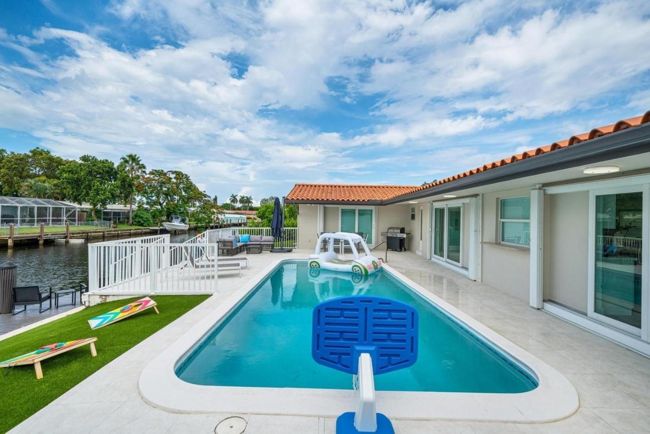 4bd Games Pool Dock Lauderdale