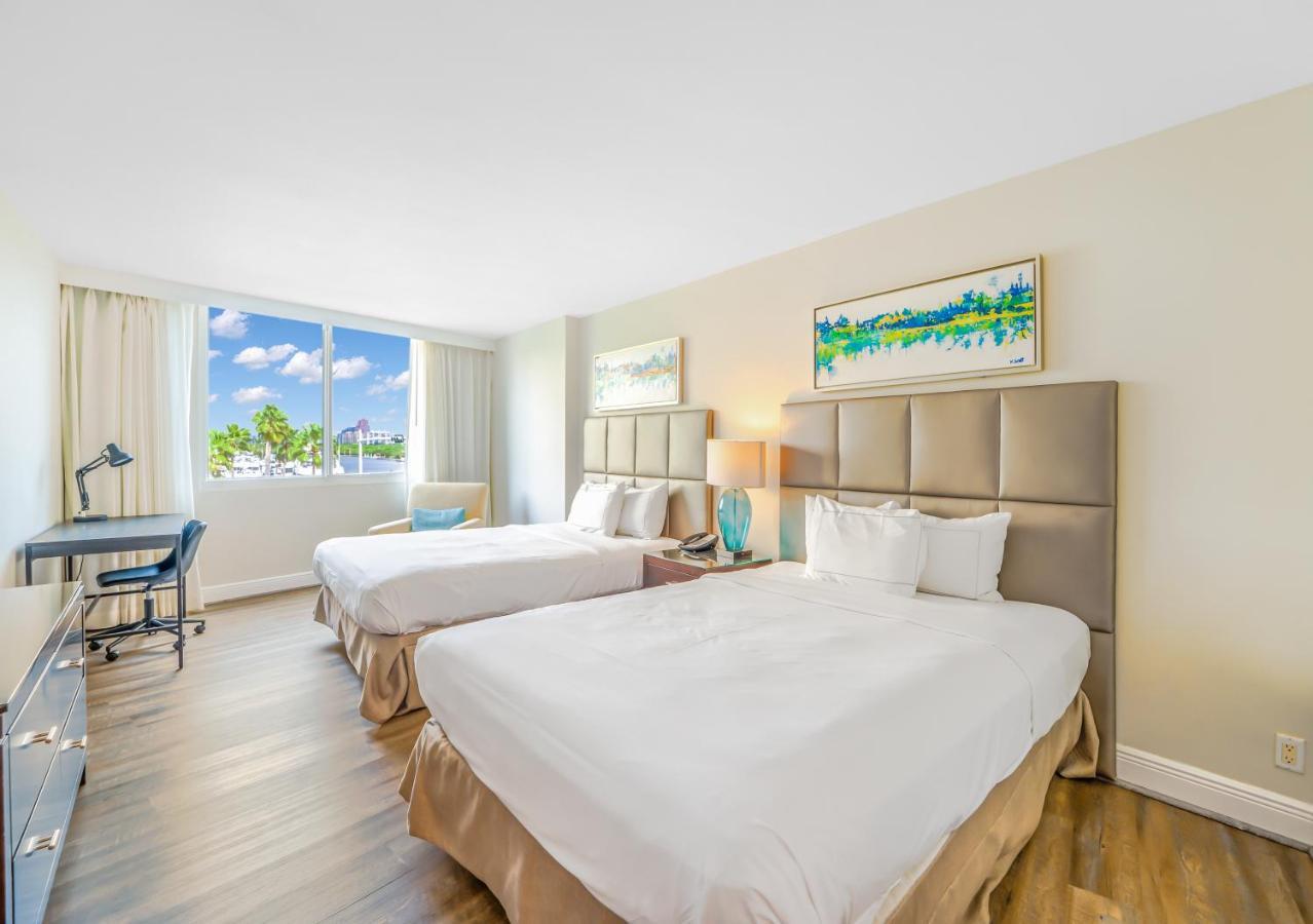 Waterview Condo- Spacious 2 Bedroom - - Steps To Fort Lauderdale