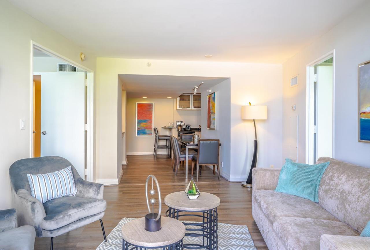 Waterview Condo- Spacious 2 Bedroom - - Steps To Aparthotel Fort Lauderdale