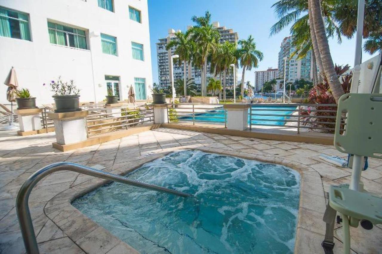 Aparthotel Waterview Condo- Spacious 2 Bedroom - - Steps To Fort Lauderdale