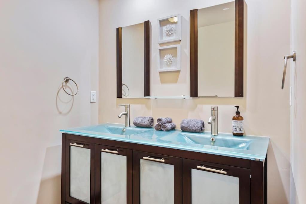 In Lauderdale With Gym Pool Jacuzzi Sleeps 12 Guest Holiday home *