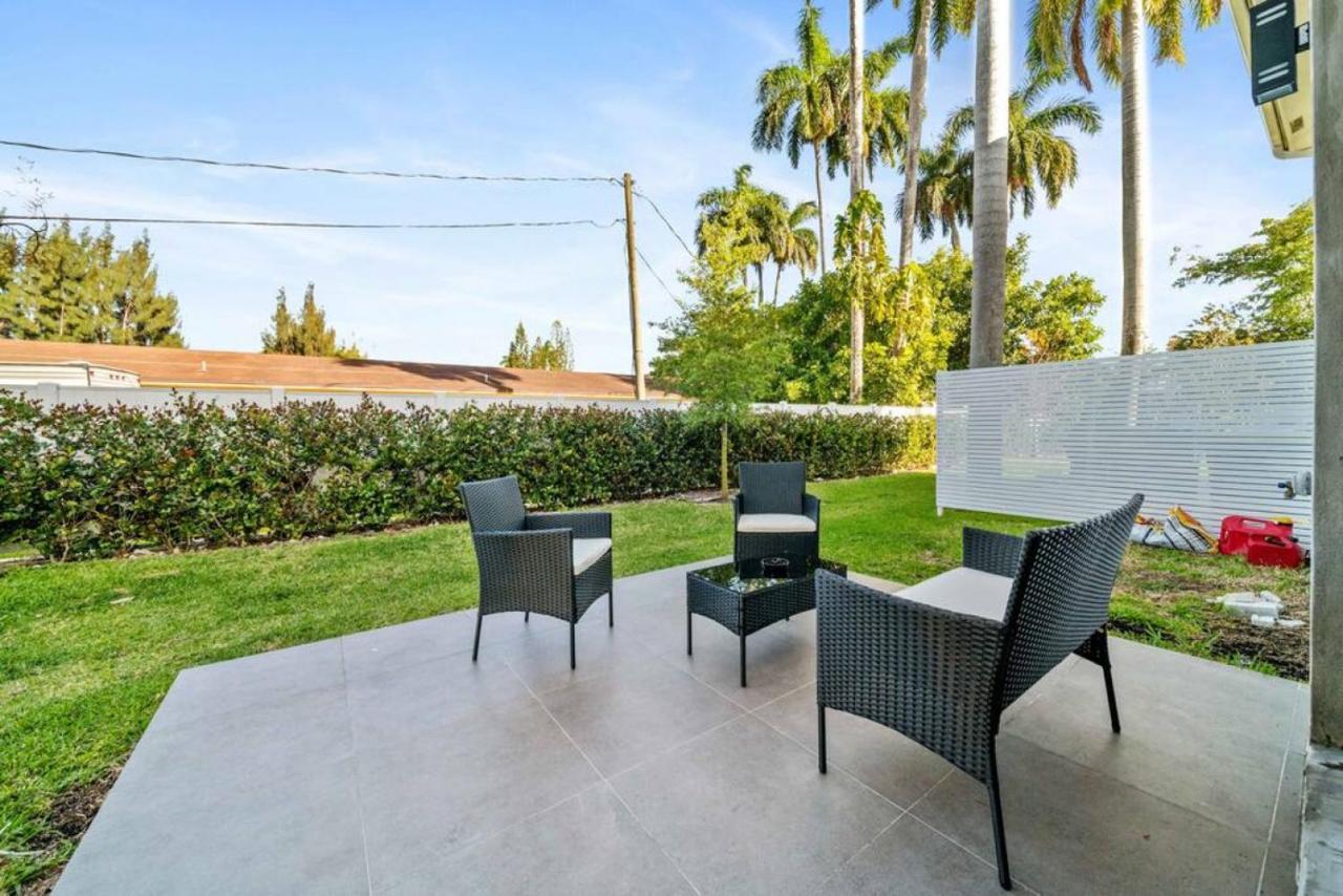 Modern Rocknhome Near Hard Rock And Fll Airport Holiday home