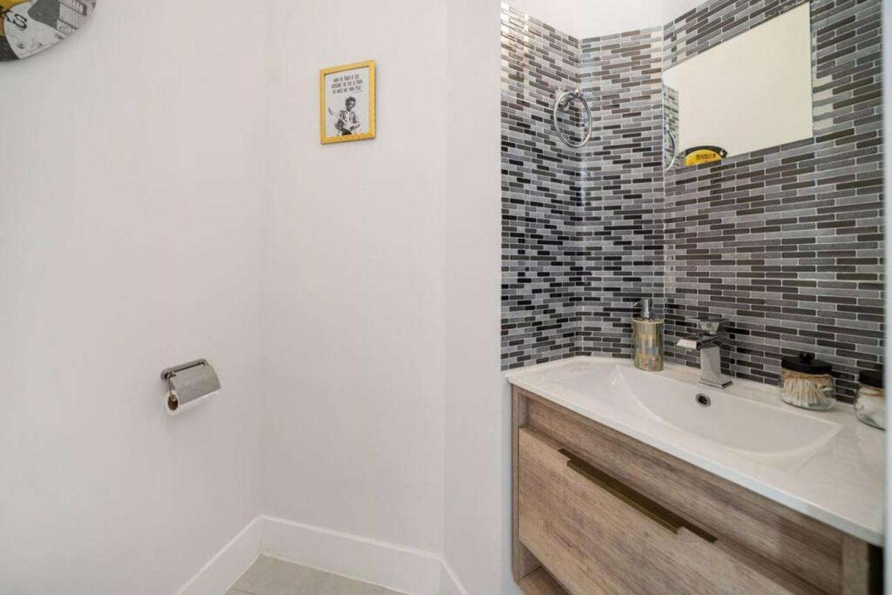 Holiday home Modern Rocknhome Near Hard Rock And Fll Airport