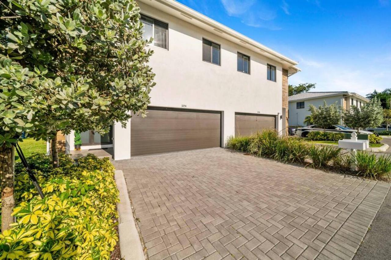 Modern Rocknhome Near Hard Rock And Fll Airport Holiday home