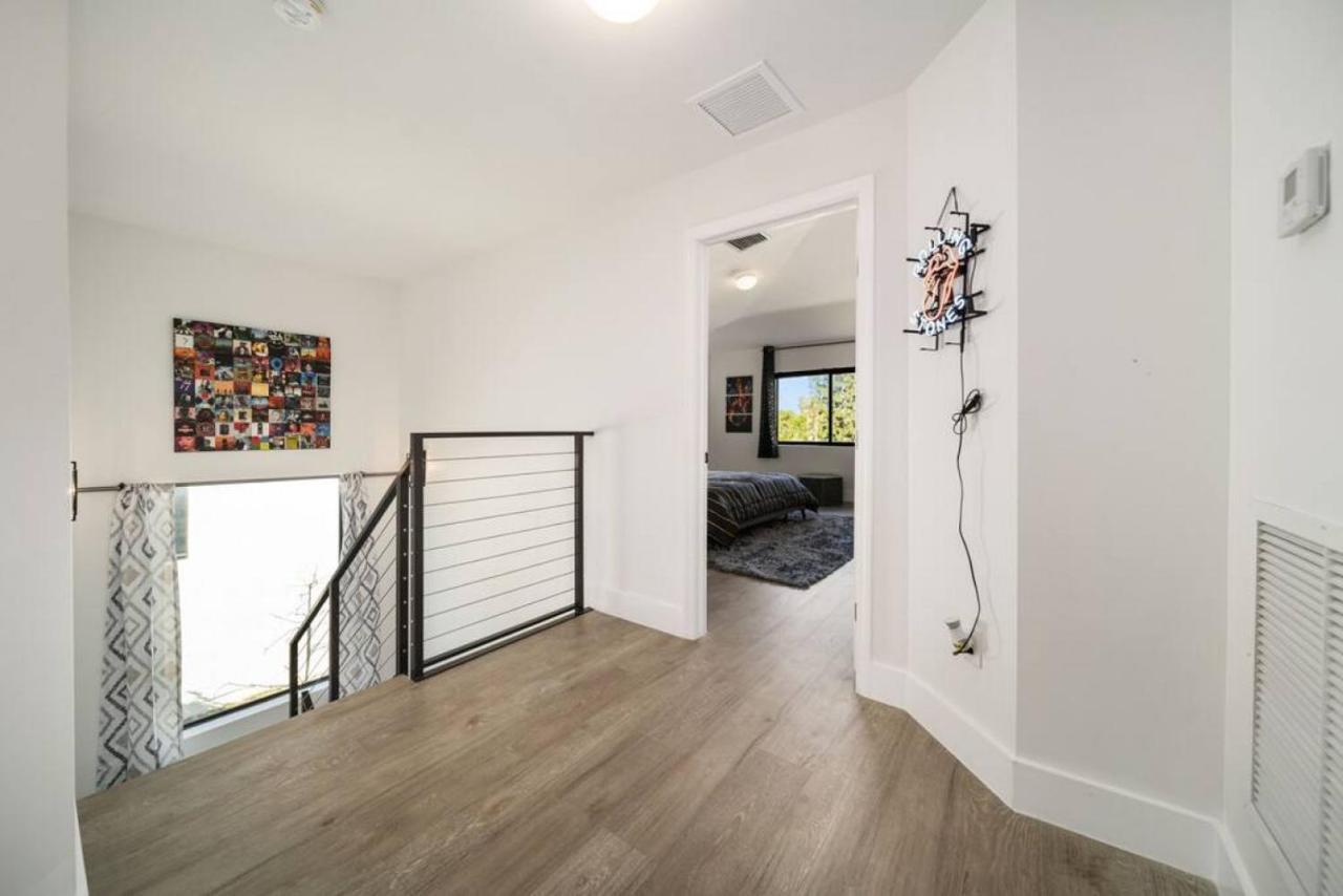 Holiday home Modern Rocknhome Near Hard Rock And Fll Airport