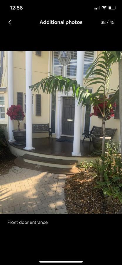 Lauderdale French Castilla House