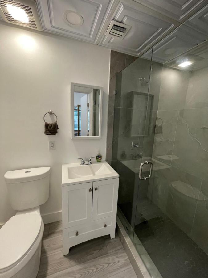 Modern Riverview *