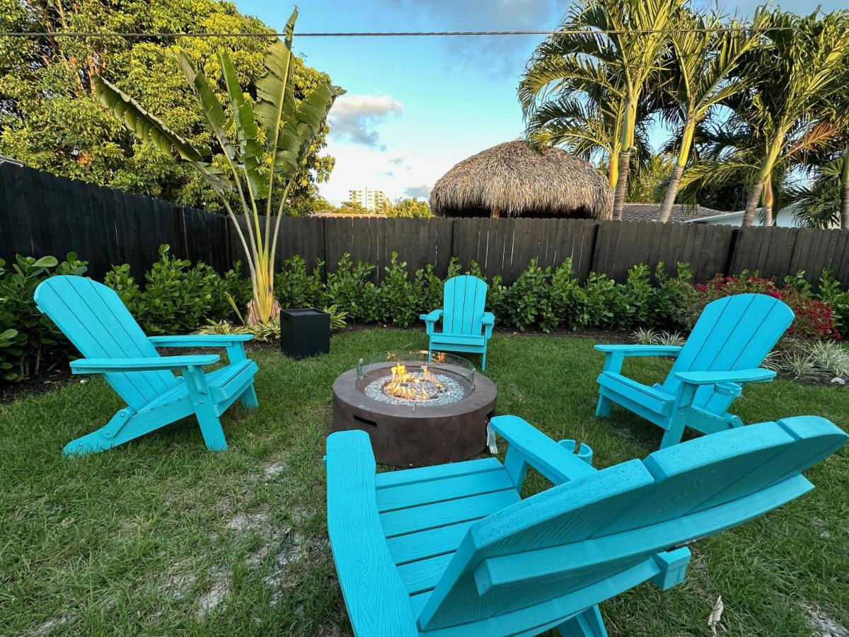 The Sun House - 3 Bed, 2 Bath, Private Pool, Fire Pit, Huge Backyard Fort Lauderdale