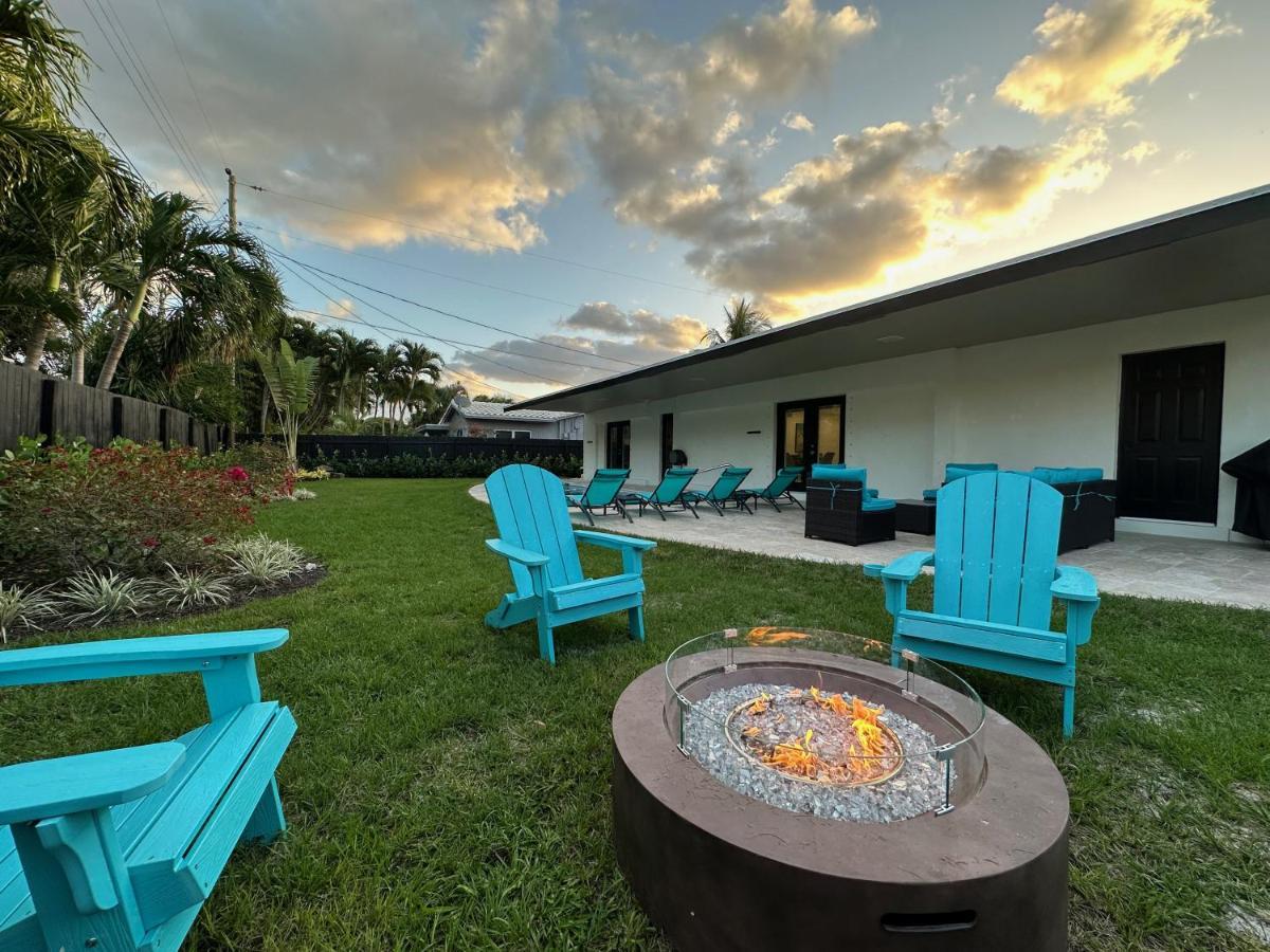The Sun House - 3 Bed, 2 Bath, Private Pool, Fire Pit, Huge Backyard Holiday home
