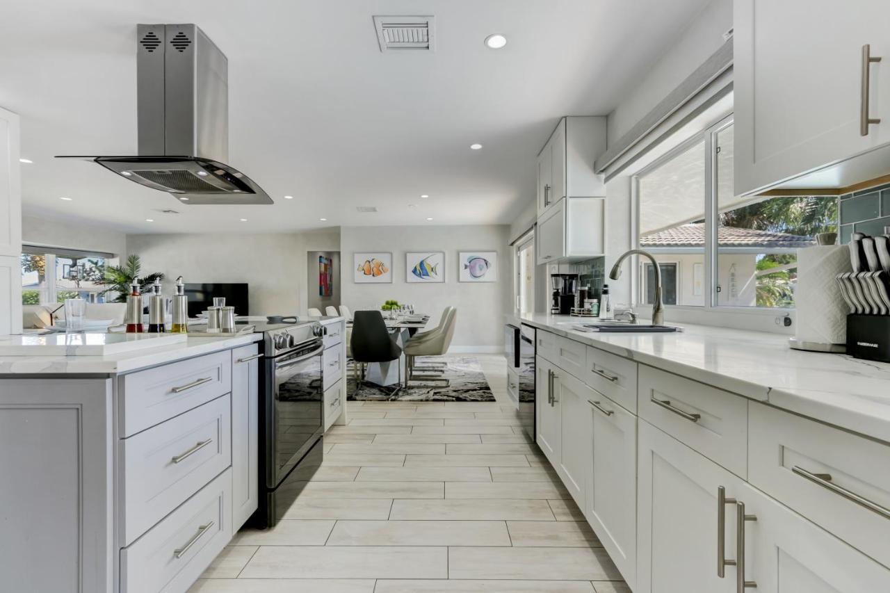 Canal - Water View, Private Pool, Near Holiday home Fort Lauderdale