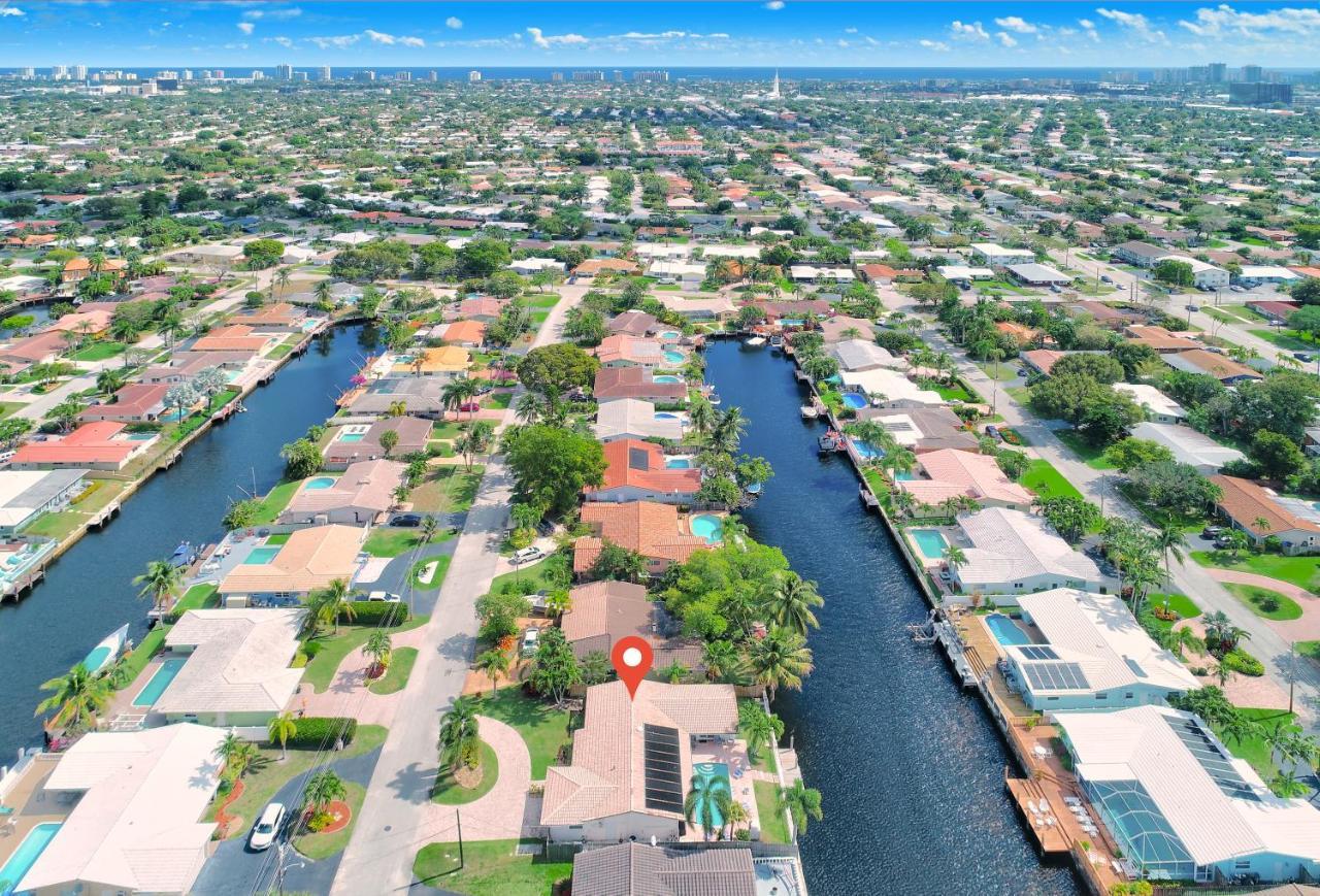 Holiday home Canal - Water View, Private Pool, Near Fort Lauderdale