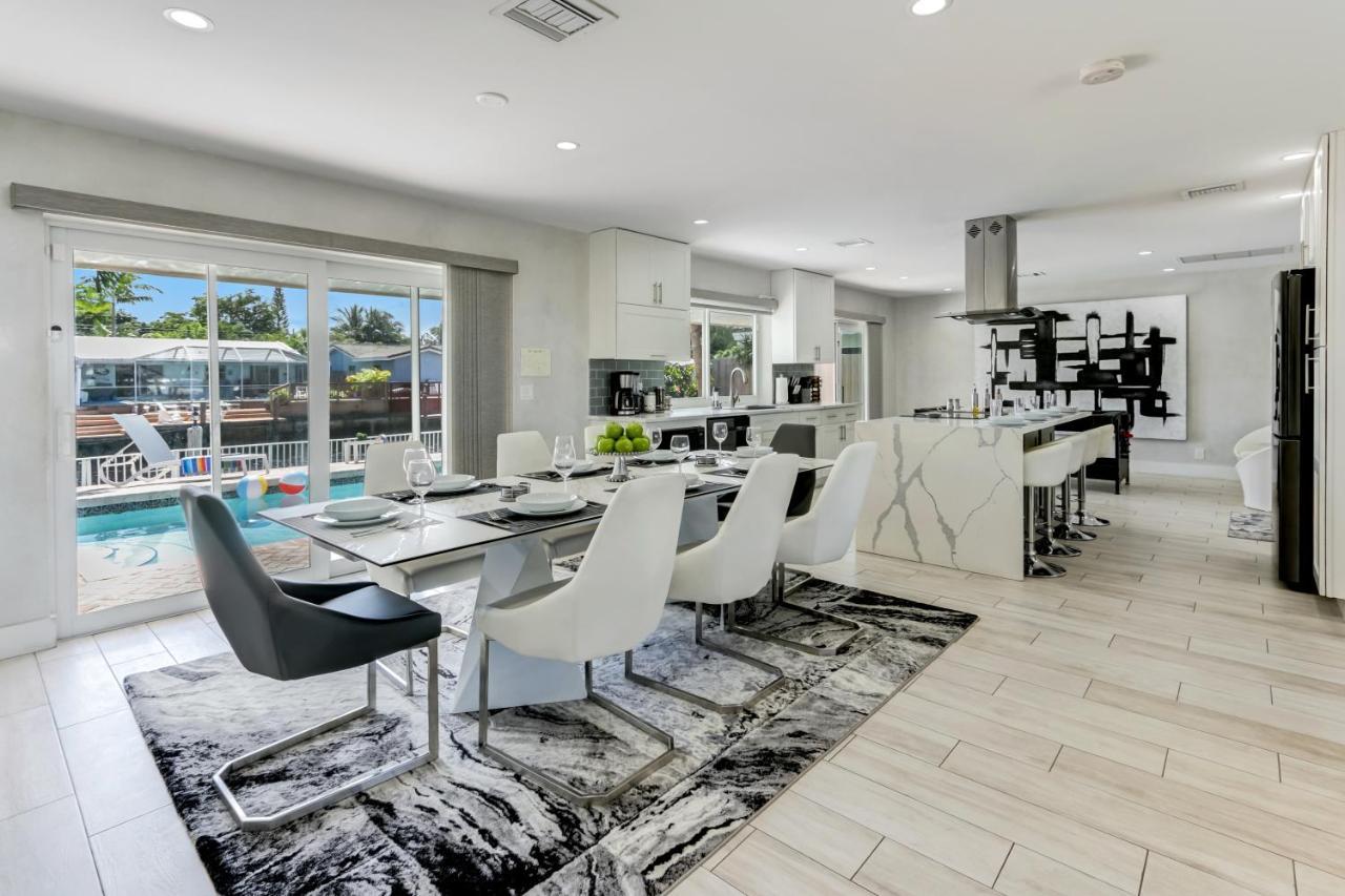 Canal - Water View, Private Pool, Near Fort Lauderdale