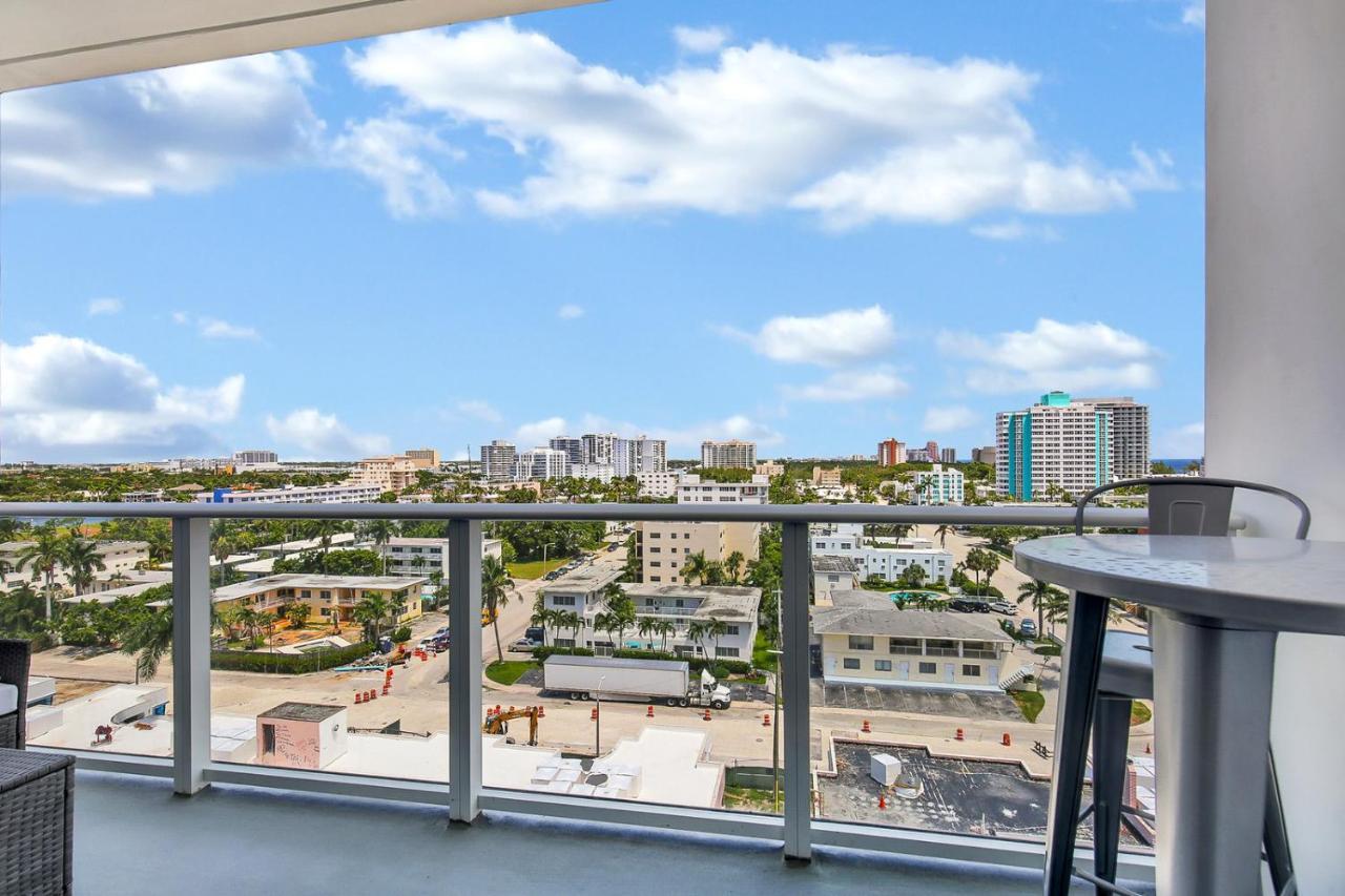 9th Fl, Modern, Pool, Gym Holiday home Fort Lauderdale