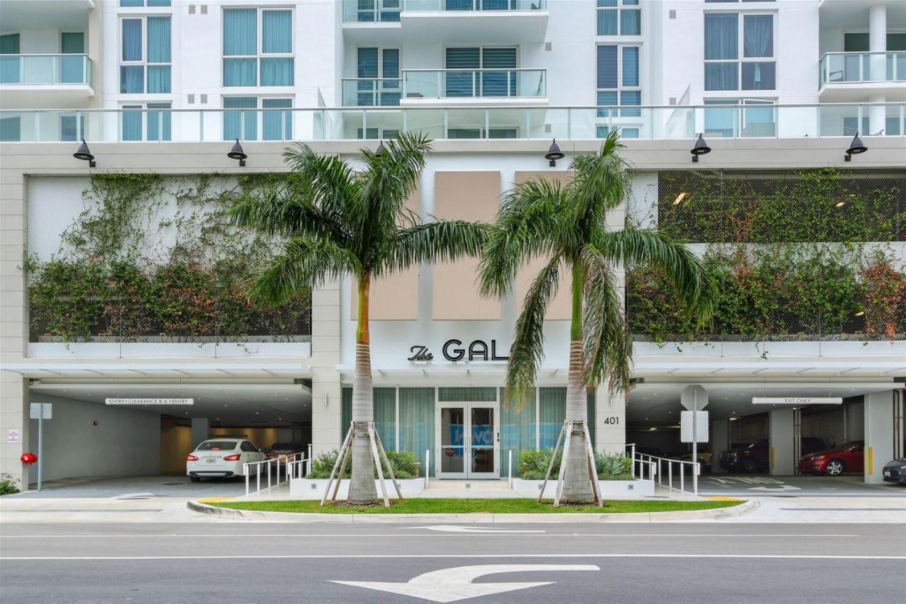 9th Fl, Modern, Pool, Gym