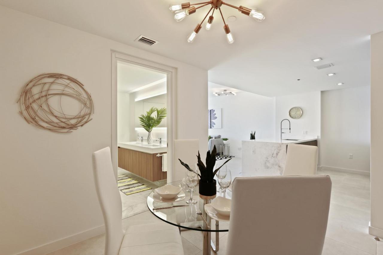 Holiday home 7th Fl, Modern, Pool, Gym Fort Lauderdale