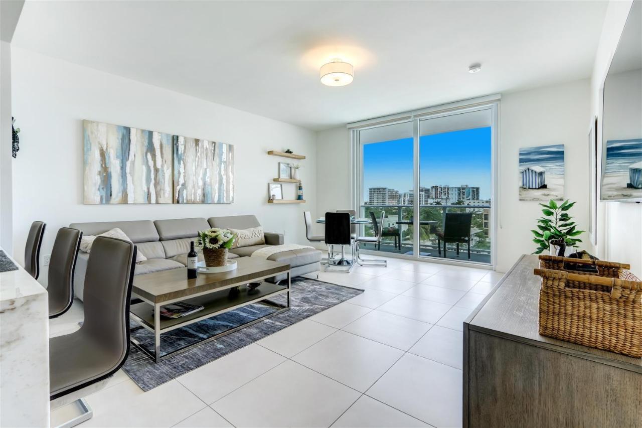 6th Fl, Modern, Pool, Gym *
